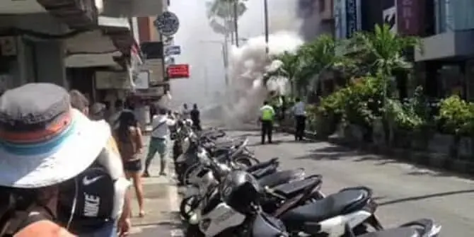 PLN Jelaskan Soal Ledakan di Kuta Square PLN Jelaskan Soal Ledakan di Kuta Square