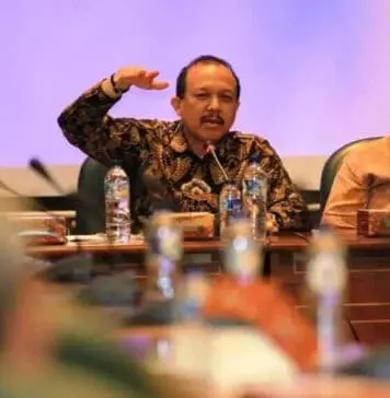 Koperasi Incorporated Solusi Persaingan di Pasar Global Koperasi Incorporated Solusi Persaingan di Pasar Global