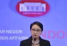 RI Didesak Tempuh Diplomasi Hentikan Kekerasan Rohingya RI Didesak Tempuh Diplomasi Hentikan Kekerasan Rohingya