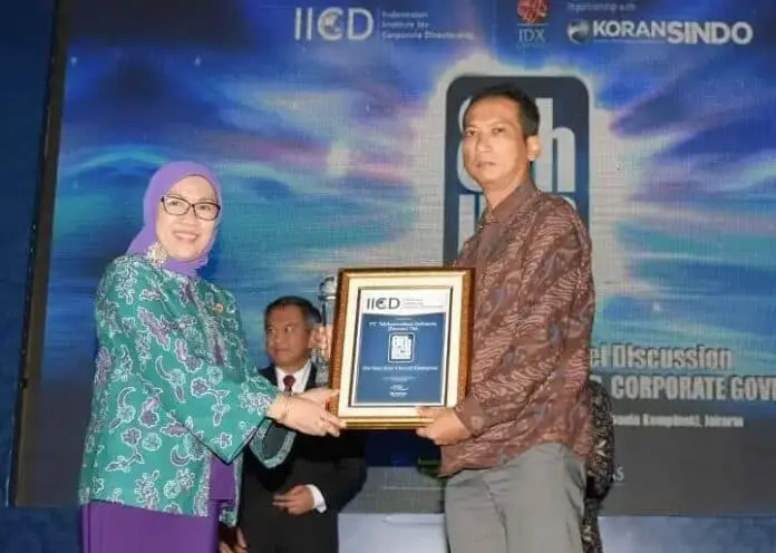 Telkom Raih The Best State Owned Enterprise dan Top 50 Public Listed Companies Telkom Raih The Best State Owned Enterprise dan Top 50 Public Listed Companies