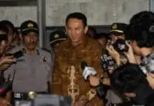 Usai Perdebatan Ahli, Polri Tetapkan Ahok Sebagai Tersangka Usai Perdebatan Ahli, Polri Tetapkan Ahok Sebagai Tersangka