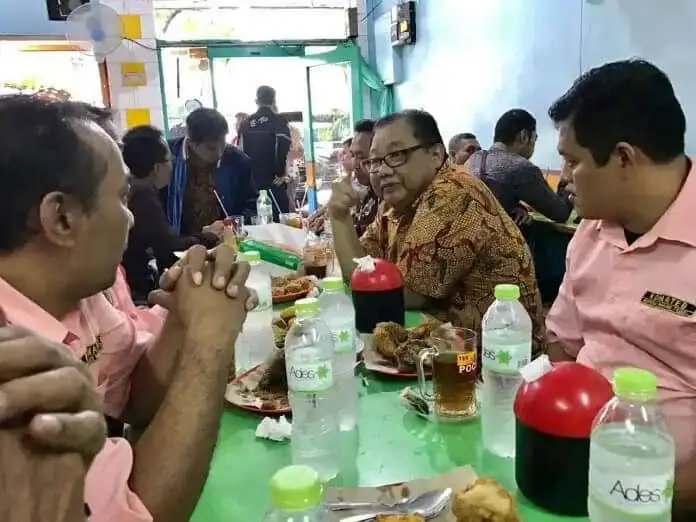 Go International, Menkop Dukung Warteg Buka Cabang di Malaysia Go International, Menkop Dukung Warteg Buka Cabang di Malaysia