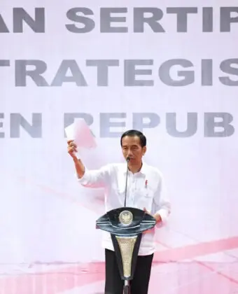 Penyerahan Sertifikat Tanah di Balikpapan, Presiden: Waktunya untuk Bekerja, Bukan untuk Berencana dan Berwacana