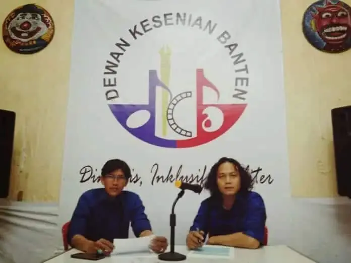Teguh Karya Dan Bing Slamet Raih Anugerah Seni DKB 2016 Teguh Karya Dan Bing Slamet Raih Anugerah Seni DKB 2016