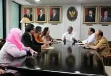 UKM RI Digratiskan Masuk Kawasan WTC Beijing UKM RI Digratiskan Masuk Kawasan WTC Beijing
