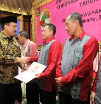 RAT Sebagai Bukti Koperasi Berkualitas RAT Sebagai Bukti Koperasi Berkualitas
