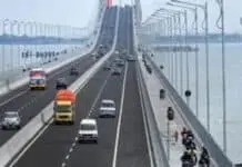 Kecelakaan Tol Suramadu, Tiga Orang Tewas Kecelakaan Tol Suramadu, Tiga Orang Tewas