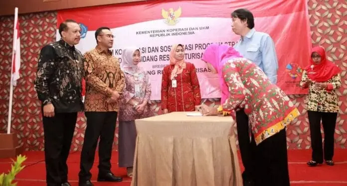 Kemenkop Fokuskan Koordinasi Pengembangan KUMKM di Daerah Kemenkop Fokuskan Koordinasi Pengembangan KUMKM di Daerah
