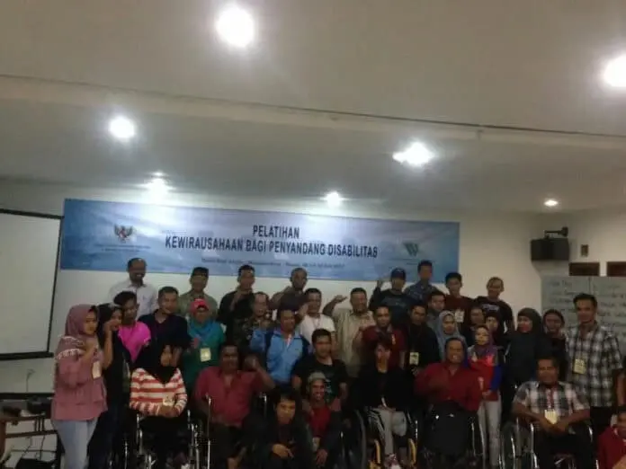 Kemenkop Dorong UKM Disabilitas Naik Kelas Kemenkop Dorong UKM Disabilitas Naik Kelas
