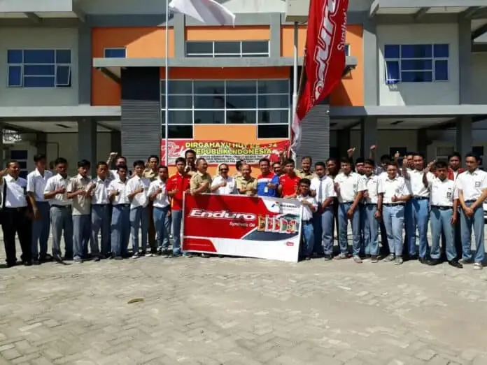Pertamina Lubricants Luncurkan “Enduro Student Program” Gresik dan Lamongan Pertamina Lubricants Luncurkan “Enduro Student Program” Gresik dan Lamongan