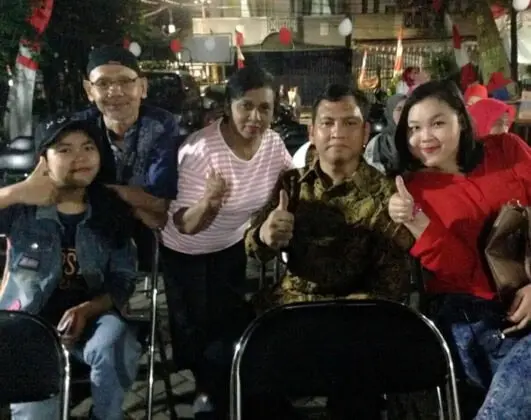 Istri Wingky Harun Bacakan Puisi &lsquo;Cuma Emak Yang Tahu Rasanya&rsquo; di Panggung Rakyat Kemayoran