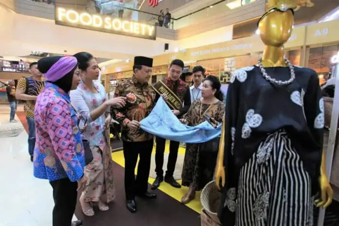 Generasi Muda Diajak Jadikan Batik Sebagai Gaya Hidup Generasi Muda Diajak Jadikan Batik Sebagai Gaya Hidup