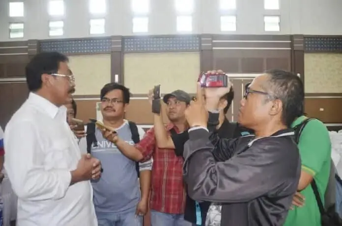 Gubernur Kepri Dukung Terbentuknya IWO Karimun Gubernur Kepri Dukung Terbentuknya IWO Karimun