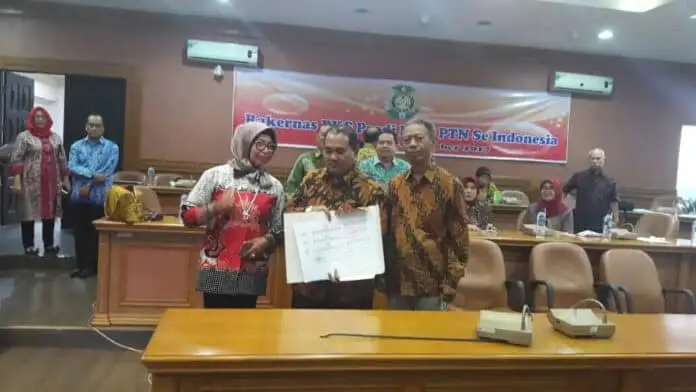 Kemenkop Gandeng 19 Prodi Kenotariatan Kemenkop Gandeng 19 Prodi Kenotariatan