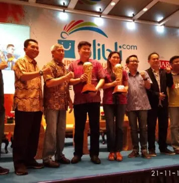 Bulu tangkis Junior Beregu Piala Liem Swie King dan Susi Susanti