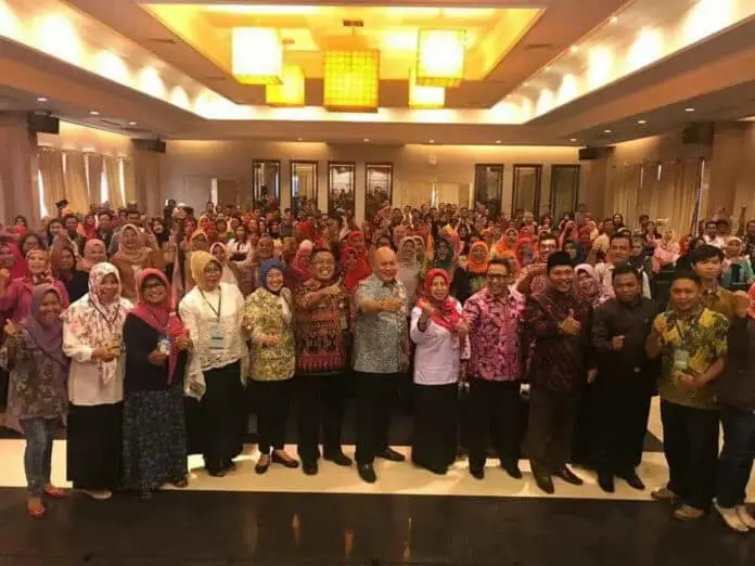 Pelatihan Peningkatan Kapasitas SDM Perkuat KUMKM di Pontianak Pelatihan Peningkatan Kapasitas SDM Perkuat KUMKM di Pontianak