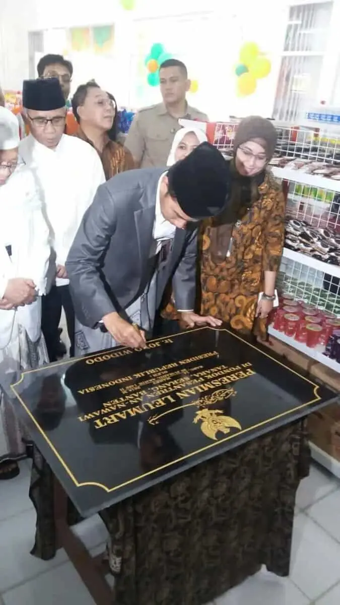 Presiden Luncurkan Ritel Modern LEU Mart Presiden Luncurkan Ritel Modern LEU Mart