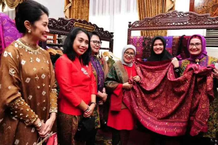 Menteri Puspayoga Ajak Go Jek Bersiap Sambut Asian Games Menteri Puspayoga Ajak Go Jek Bersiap Sambut Asian Games