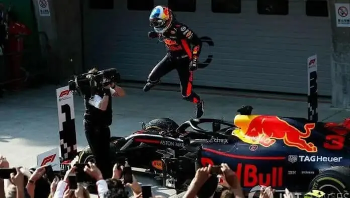 Daniel Ricciardo Meraih Kemenangan Pada Grand Prix Monaco Daniel Ricciardo Meraih Kemenangan Pada Grand Prix Monaco