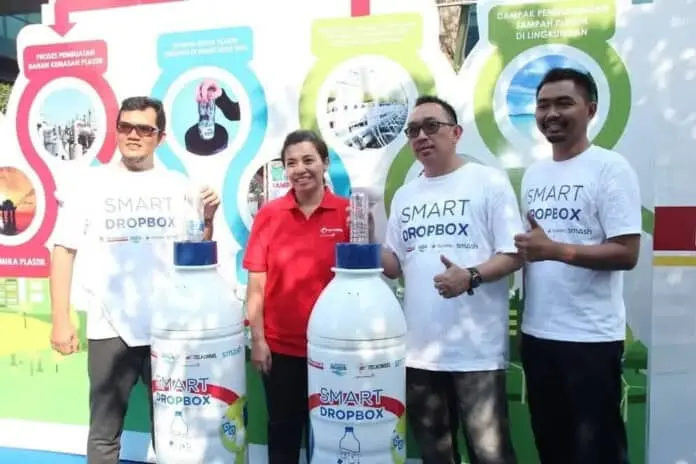 KLHK Dukung Danone-AQUA Kembangkan Smart Drop Box KLHK Dukung Danone-AQUA Kembangkan Smart Drop Box
