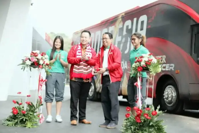 Supersoccer Persembahkan Bus untuk Timnas Indonesia