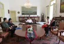 Presiden Jokowi Minta Zohri Terus Berlatih, dan Tingkatkan Prestasi Presiden Jokowi Minta Zohri Terus Berlatih, dan Tingkatkan Prestasi