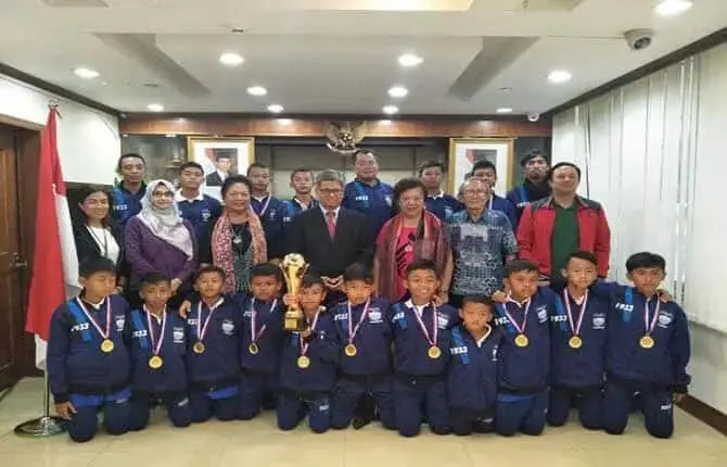 Timnas Pelajar U12 Indonesia Berjaya di Tiongkok Timnas Pelajar U12 Indonesia Berjaya di Tiongkok