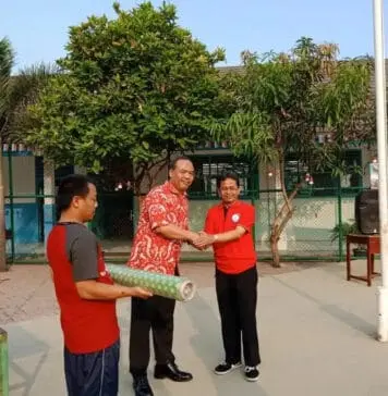 Peduli Pendidikan, Nanang Kurniawan Bantu Fasilitas Sekolah