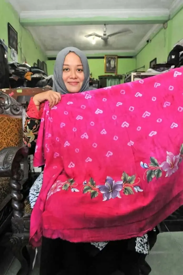 Terima Dana WP, Guru Honorer Ini Sukses Kembangkan Usaha Terima Dana WP, Guru Honorer Ini Sukses Kembangkan Usaha