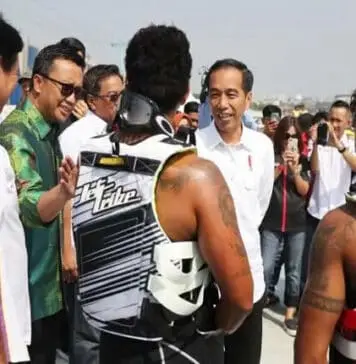 Presiden Jokowi Resmikan Venue Jetski dan Layar Asian Games Presiden Jokowi Resmikan Venue Jetski dan Layar Asian Games
