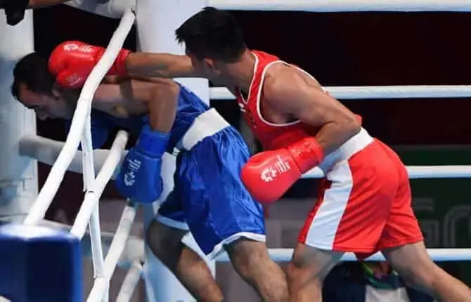 Kalahkan Petinju Irak, Sunan Agung ke Semifinal Kalahkan Petinju Irak, Sunan Agung ke Semifinal