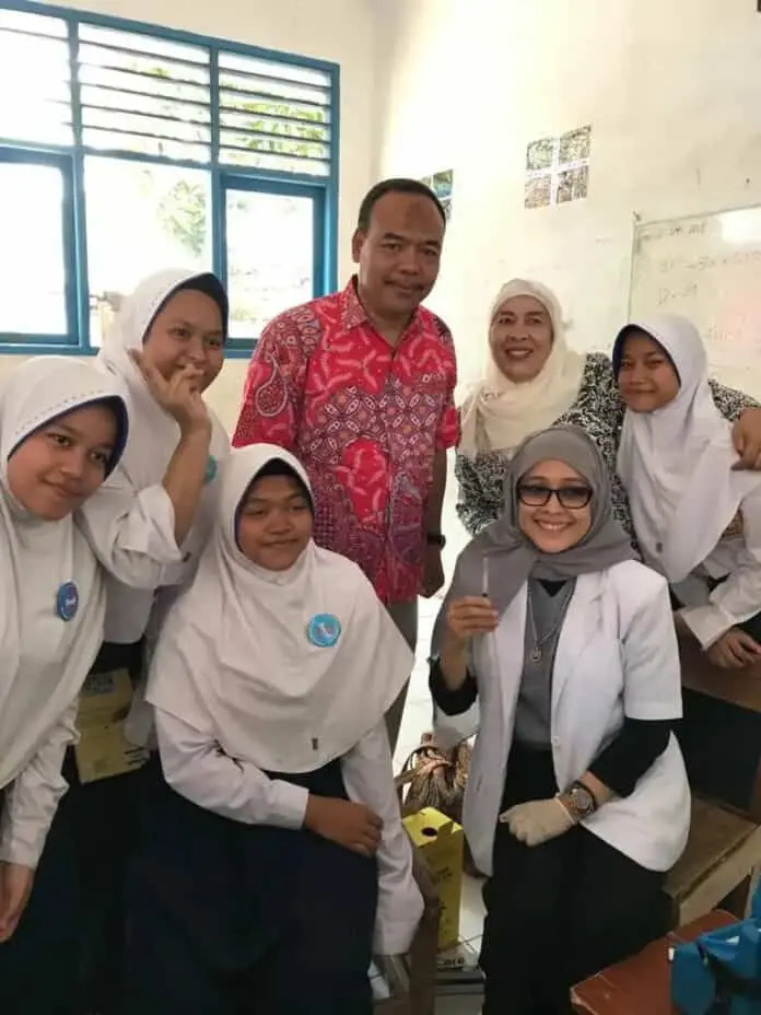 Dampingi Imunisasi Difteri, Nanang Kurniawan: Bangsa Besar Perlu Generasi Muda yang Sehat dan Kuat Dampingi Imunisasi Difteri, Nanang Kurniawan: Bangsa Besar Perlu Generasi Muda yang Sehat dan Kuat