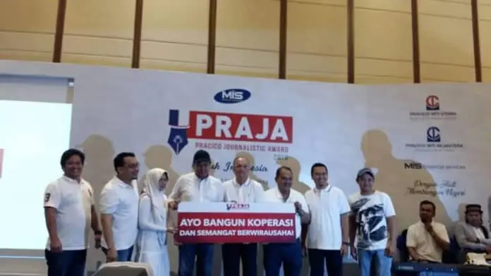 Kemenkop dan UKM Dukung Pemberian Apresiasi bagi Jurnalis Melalui Praja Kemenkop dan UKM Dukung Pemberian Apresiasi bagi Jurnalis Melalui Praja