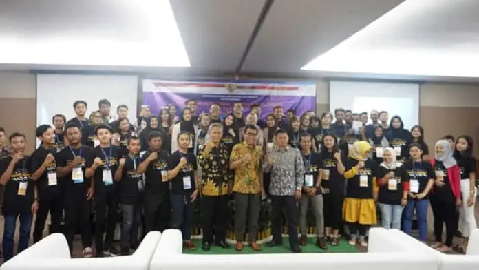 Kemenkop UKM dan Saung Angklung Udjo Latih 60 Wirausahawan Milenial Kemenkop UKM dan Saung Angklung Udjo Latih 60 Wirausahawan Milenial