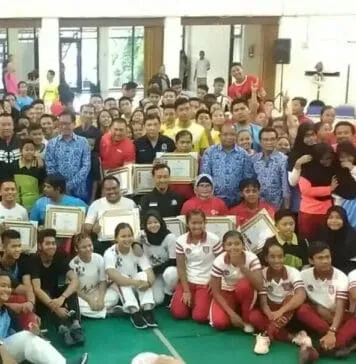 Menpora Berikan Bonus para Pelatih SKO Ragunan