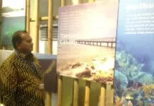 Tenun Bali dan Batik Solo Diperkenalkan Pada Delegasi IMF-WB