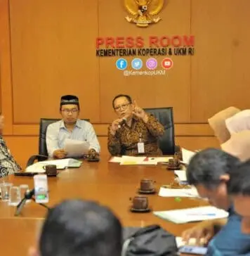 Kemenkop Dorong Restrukturisasi Kredit Bagi UMKM di Daerah Bencana Kemenkop Dorong Restrukturisasi Kredit Bagi UMKM di Daerah Bencana