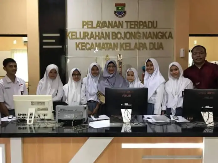 Nanang Kurniawan Mengajak Siswa Peduli Lingkungan