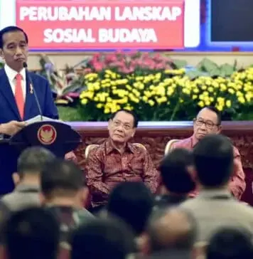Presiden Jokowi Minta TNI-Polri Respons Revolusi Industri 4.0
