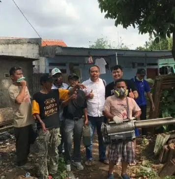 Caleg PDIP Nanang Kurniawan Fogging Gratis di Wilayah Tangerang