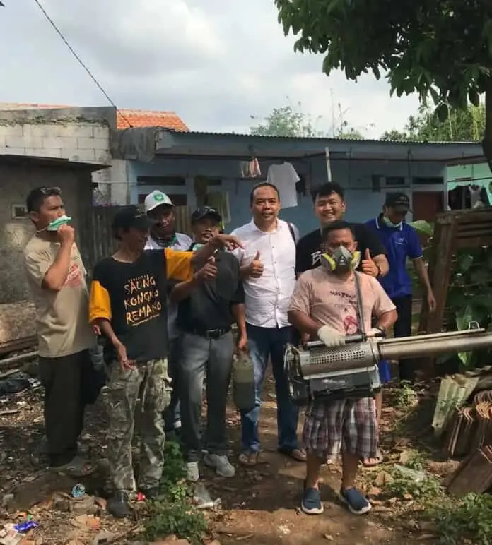 Caleg PDIP Nanang Kurniawan Fogging Gratis di Wilayah Tangerang Caleg PDIP Nanang Kurniawan Fogging Gratis di Wilayah Tangerang