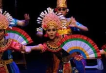 SMAN 28 Jakarta Juara Folklore Festival 2019 di Amsterdam SMAN 28 Jakarta Juara Folklore Festival 2019 di Amsterdam