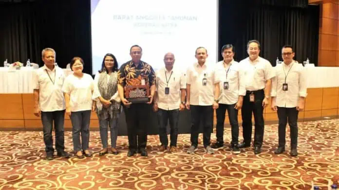 Koperasi Diminta Tidak Bergantung Bantuan Pemerintah Koperasi Diminta Tidak Bergantung Bantuan Pemerintah