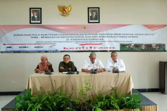 Kemenkop UKM Dukung Peternak Sapi Bangun Industri Pupuk Kemenkop UKM Dukung Peternak Sapi Bangun Industri Pupuk