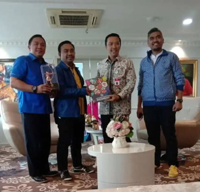 Menpora Minta KNPI Berikan Pembekalan Terkait Aksi Unjukrasa Damai Menpora Minta KNPI Berikan Pembekalan Terkait Aksi Unjukrasa Damai