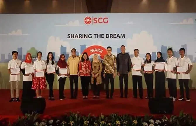 SCG Berikan Beasiswa Kepada 410 Pelajar SCG Berikan Beasiswa Kepada 410 Pelajar