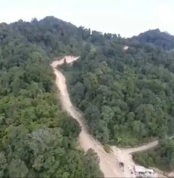 Bangun Infrastruktur “Negeri di Atas Awan” Bangun Infrastruktur "Negeri di Atas Awan"