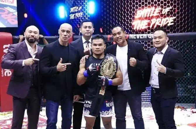 KO Spektakuler Bawa Aep Saepudin Juara Baru Kelas Bulu MMA One Pride