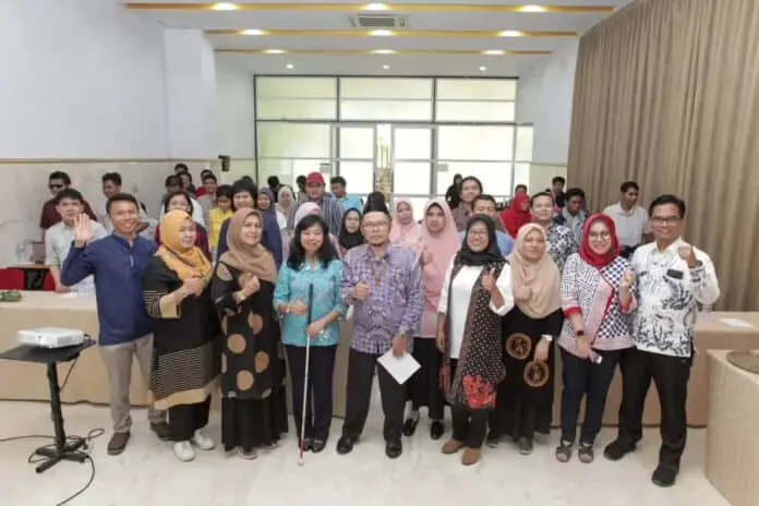 Penyandang Disabilitas Didorong Gunakan Aplikasi Lamikro Penyandang Disabilitas Didorong Gunakan Aplikasi Lamikro