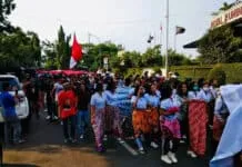 Peringati Kesaktian Pancasila, MPD Long March Membawa Merah Putih Raksasa Peringati Kesaktian Pancasila, MPD Long March Membawa Merah Putih Raksasa